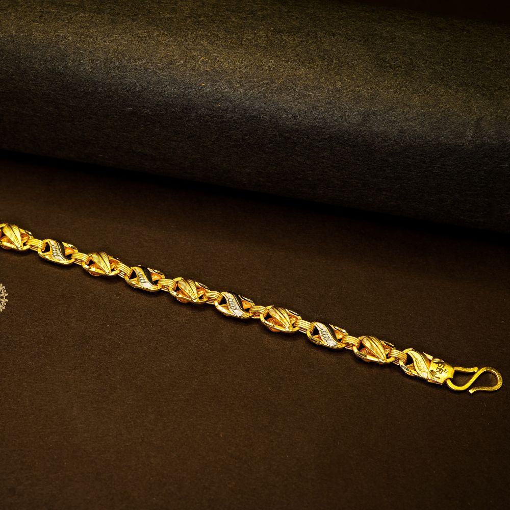 ✨ Gold-Plated Twisted Link Bracelet with Diamond Accents for Men | Premium Quality Jewelry 💎